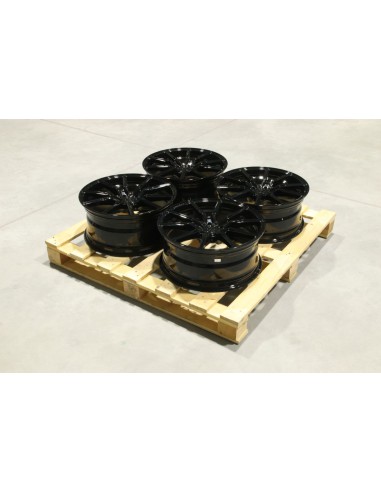 Set of CVR4 19x8 ET27 + 19x8,5 ET40 5x112 Platinum Black