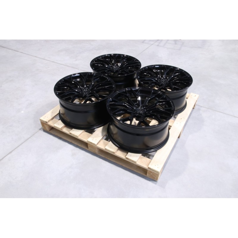 Set of CVR1 20x10 ET30 5x112 Gloss Black