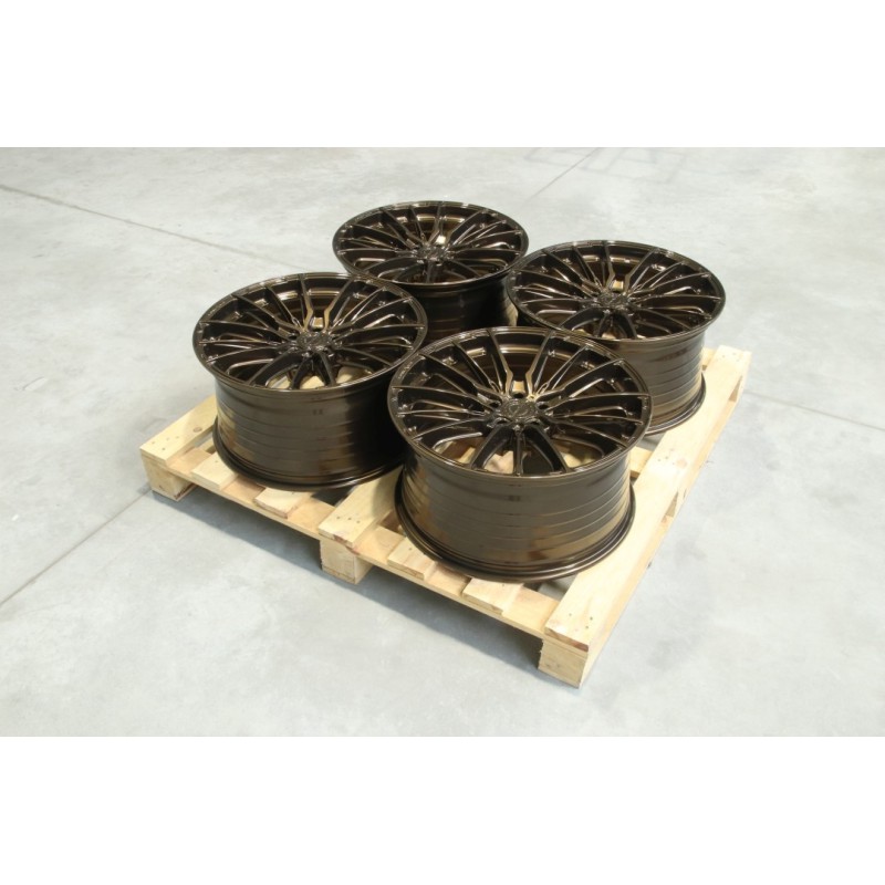 Set of CVR7 20x10 ET30 5x112 Gloss Bronze