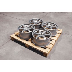 Set of JR3 18x8 ET38 5x114,3 Gloss Silver